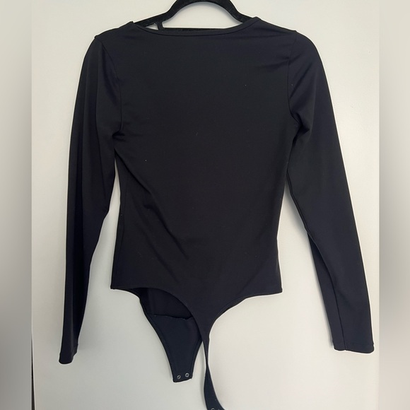 Abercrombie Long-Sleeve Seamless Fabric Scoopneck Bodysuit - Black - Small - Picture 3 of 3